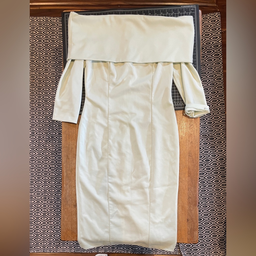 Bardot off-shoulder seafoam bodycon